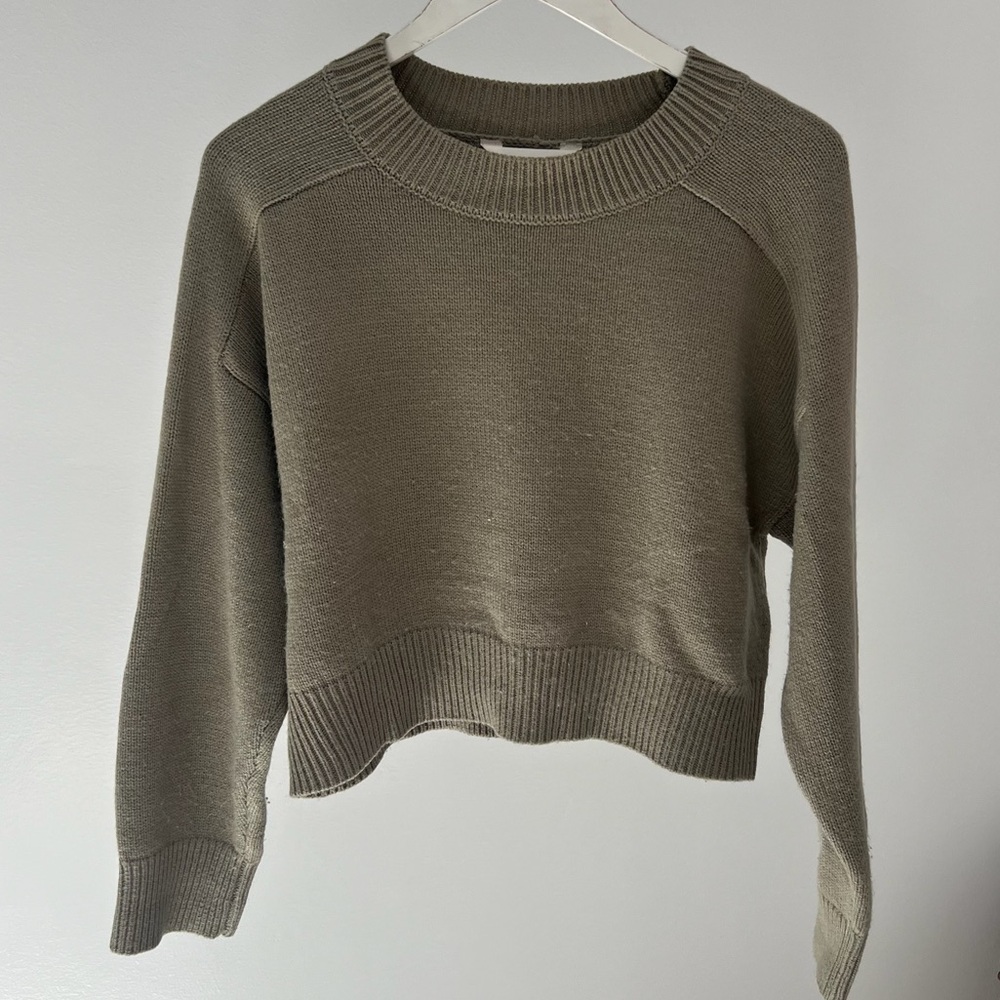 STPL sweater